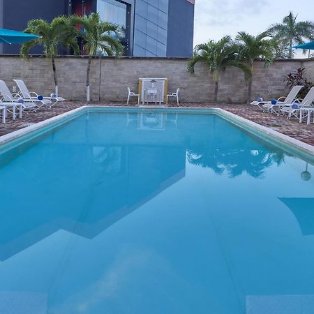 City Express Junior By Marriott Cancún Exteriör bild