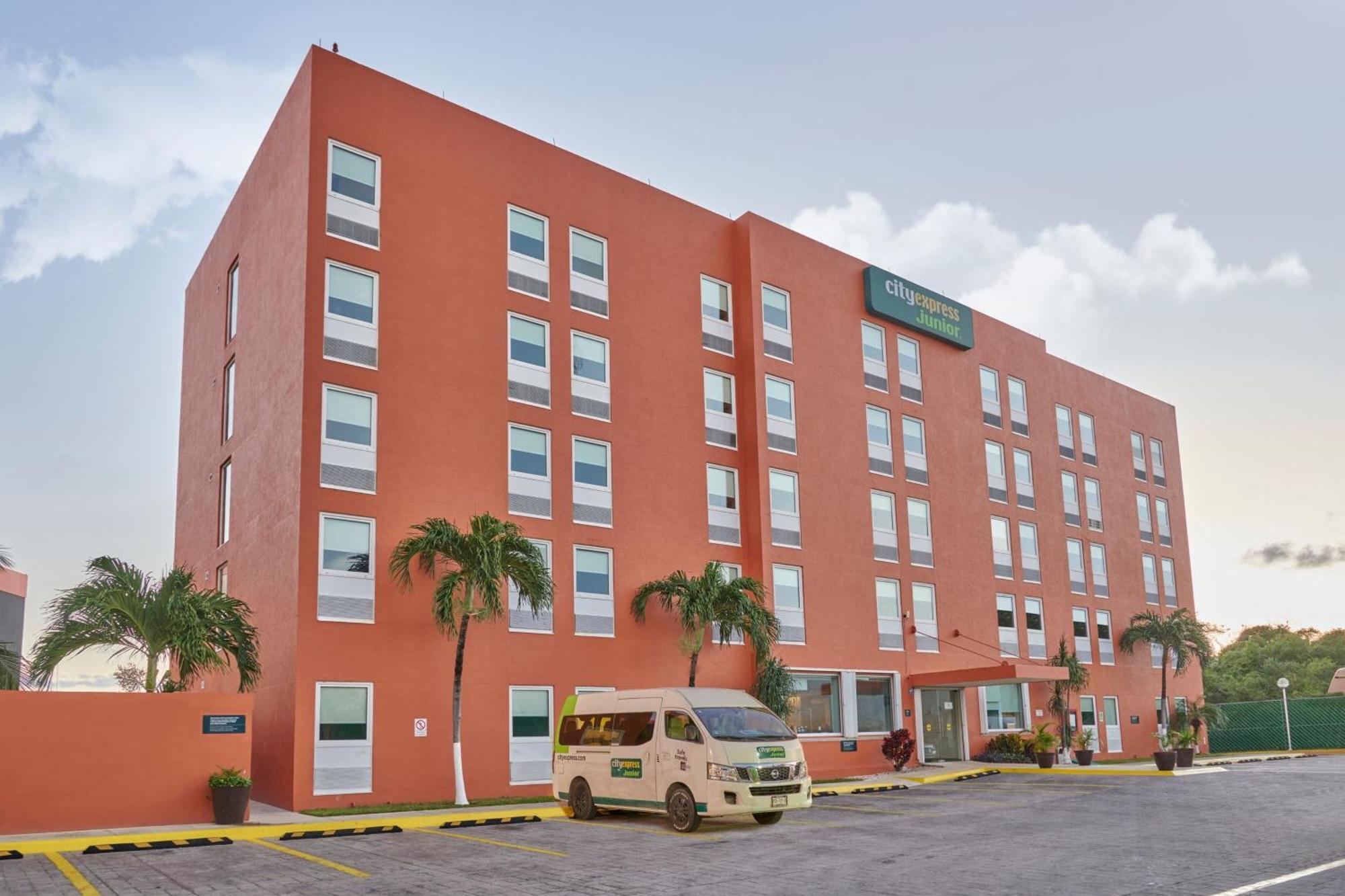 City Express Junior By Marriott Cancún Exteriör bild