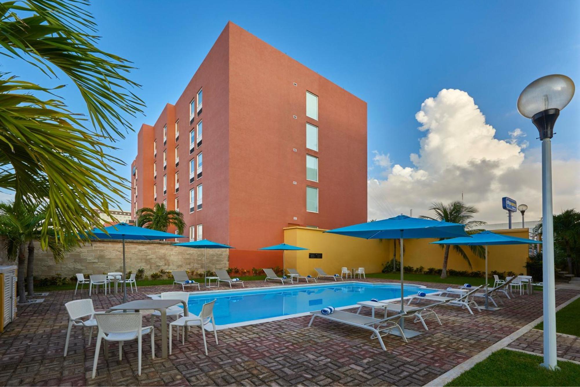 City Express Junior By Marriott Cancún Exteriör bild